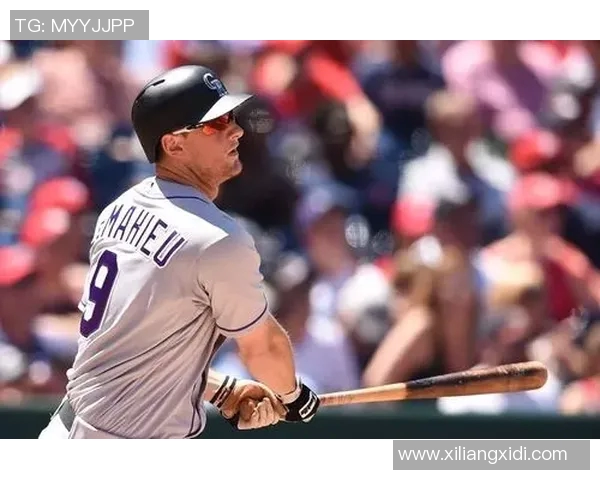 科隆与波鸿激战正酣双方争夺激烈战况引人关注